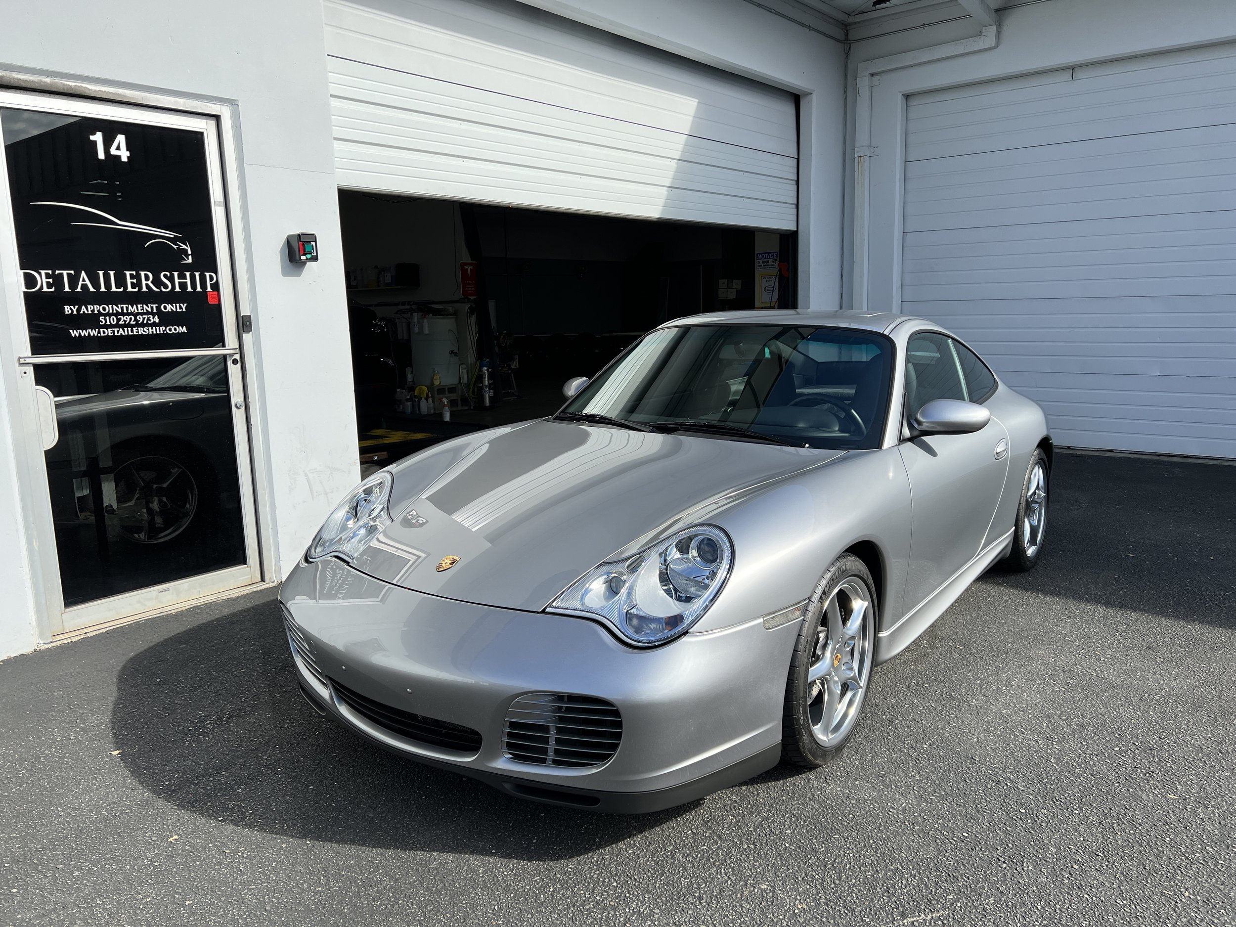 2005 Porsche 996 Anniversay Edition (Artic Silver) — DETAILERSHIP™